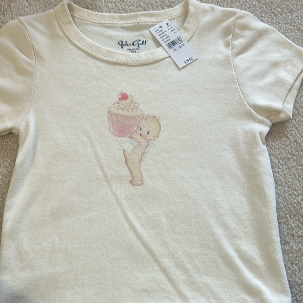 Trendy Cupcake T-Shirt